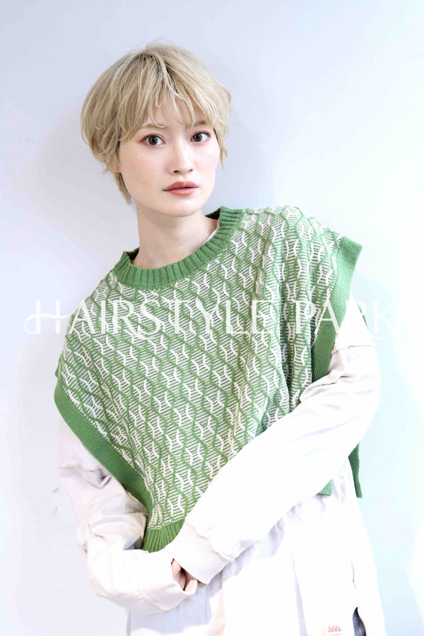 ヘアスタイル写真PhotoNo:359-1 (13) [ショートミディアム,レディース,カジュアル,カット,カラー,ダブルカラー,縦型 ]