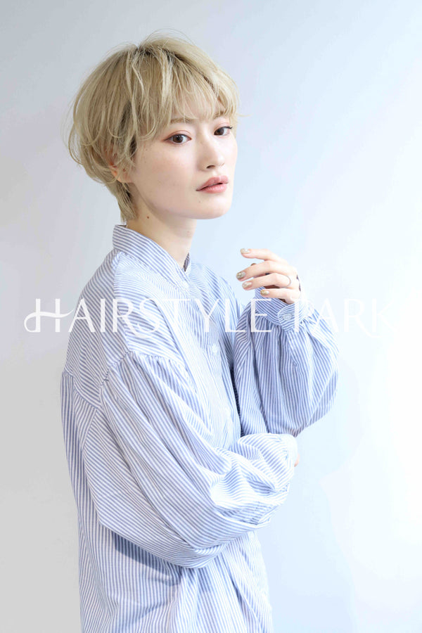 ヘアスタイル写真PhotoNo:359-3 (20) [ショートミディアム,レディース,カジュアル,カット,カラー,ダブルカラー,縦型 ]