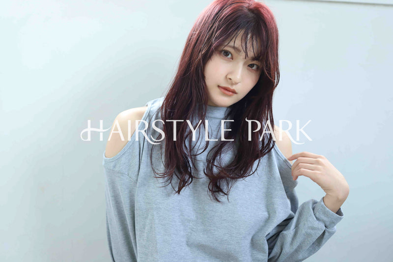 ヘアスタイル写真PhotoNo:360-2 (18) [ロング,レディース,オフィス / コンサバ,カラー,パーマ,縦型 ]