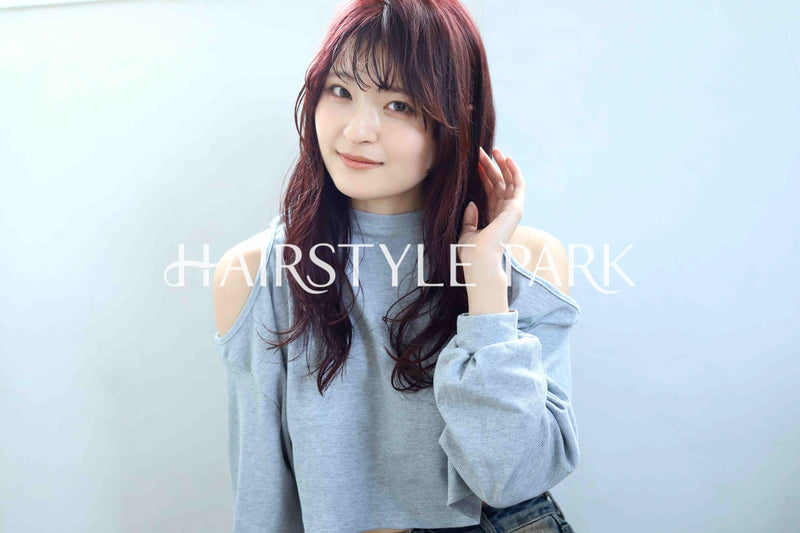 ヘアスタイル写真PhotoNo:360-2 (28) [ロング,レディース,オフィス / コンサバ,カラー,パーマ,縦型 ]