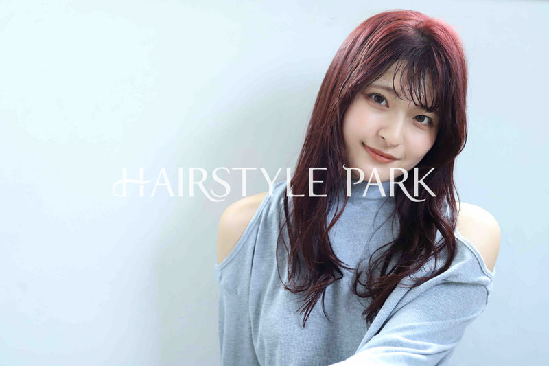 ヘアスタイル写真PhotoNo:360-2 (2) [ロング,レディース,オフィス / コンサバ,カラー,パーマ,縦型 ]