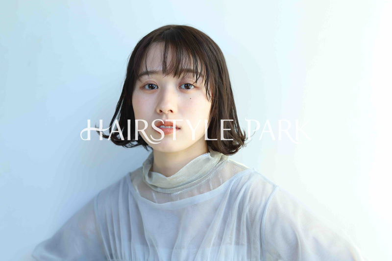 ヘアスタイル写真PhotoNo:361-2 (2) [ミディアム,レディース,ナチュラル,モテ・愛され,パーマ,縦型 ]