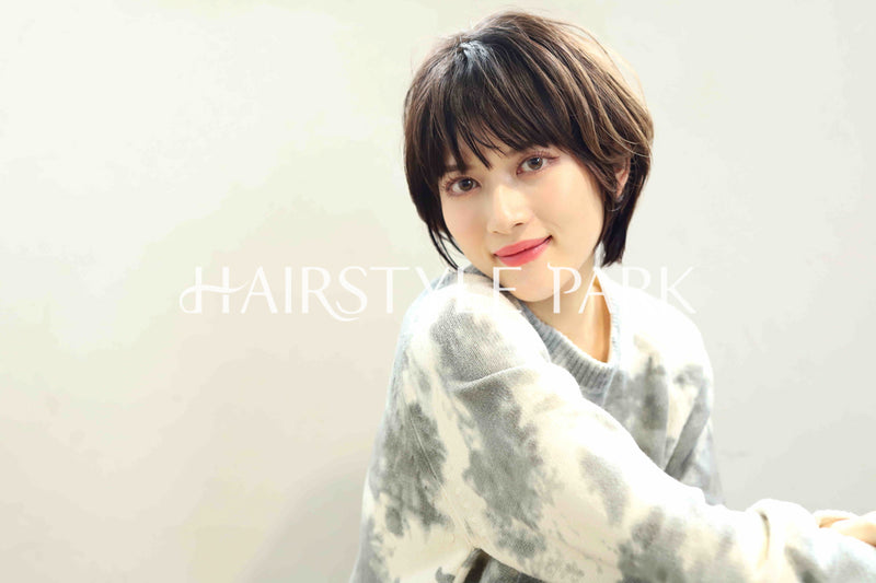 ヘアスタイル写真PhotoNo:365-4 (2) [ショート,レディース,ナチュラル,モテ・愛され,カット,縦型 ]