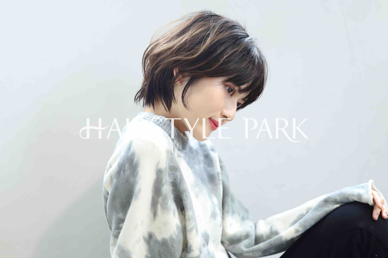 ヘアスタイル写真PhotoNo:365-4 (4) [ショート,レディース,ナチュラル,モテ・愛され,カット,縦型 ]