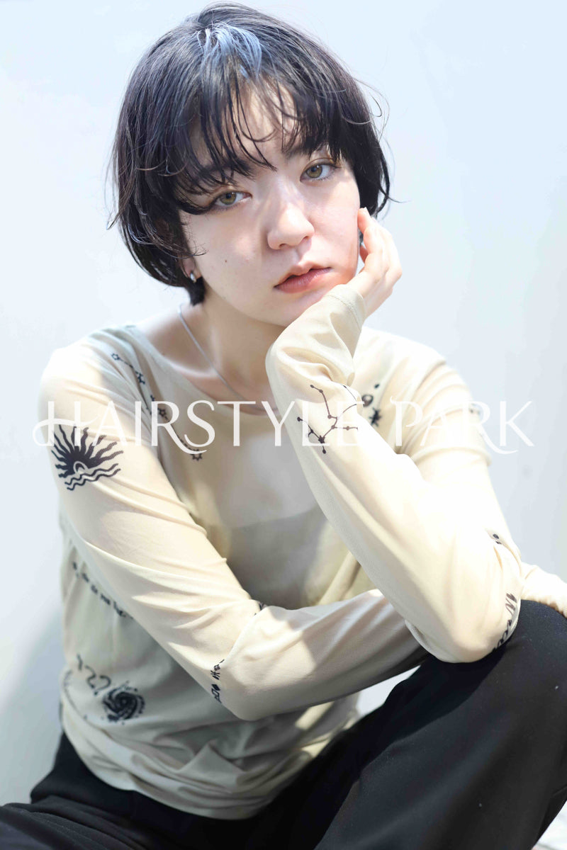 ヘアスタイル写真PhotoNo:366-3 (10) [ショート,レディース,モード,カジュアル,カット,パーマ,縦型 ]
