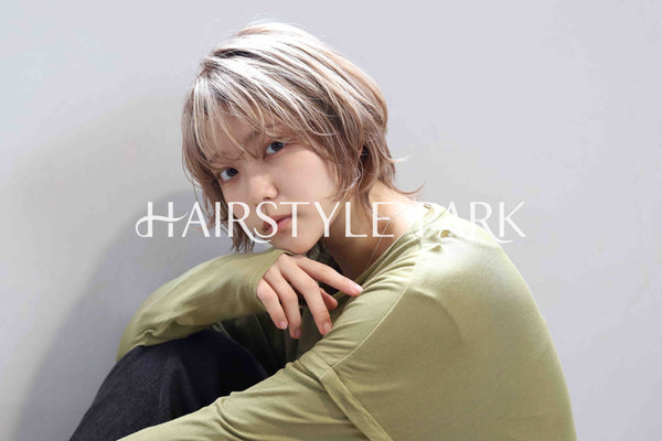 ヘアスタイル写真PhotoNo:367-1 (11) [ショートミディアム,レディース,カジュアル,カット,ダブルカラー,縦型 ]