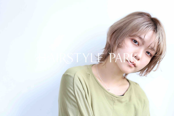 ヘアスタイル写真PhotoNo:367-1 (2) [ショートミディアム,レディース,カジュアル,カット,ダブルカラー,縦型 ]