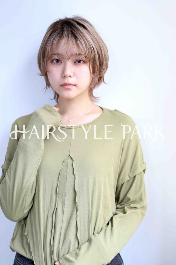 ヘアスタイル写真PhotoNo:367-1 (7) [ショートミディアム,レディース,カジュアル,カット,ダブルカラー,縦型 ]