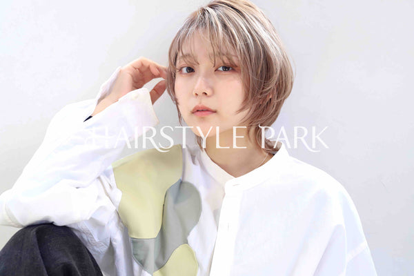 ヘアスタイル写真PhotoNo:367-2 (14) [ショートミディアム,レディース,カジュアル,カット,ダブルカラー,縦型 ]