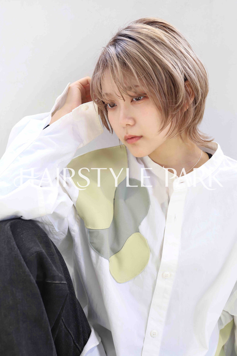 ヘアスタイル写真PhotoNo:367-2 (15) [ショートミディアム,レディース,カジュアル,カット,ダブルカラー,縦型 ]
