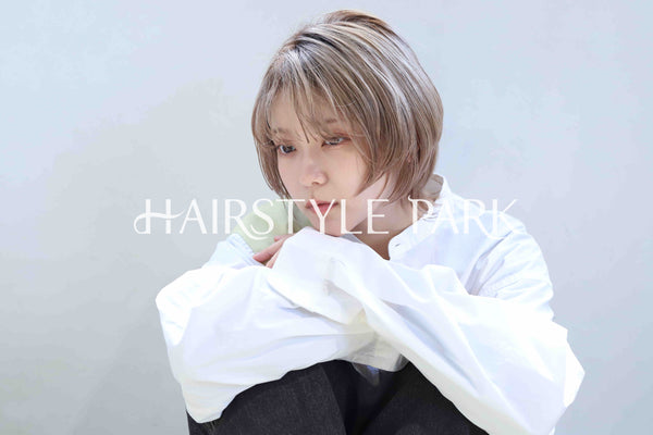 ヘアスタイル写真PhotoNo:367-3 (16) [ショートミディアム,レディース,カジュアル,カット,ダブルカラー,縦型 ]