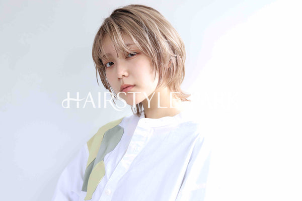 ヘアスタイル写真PhotoNo:367-3 (2) [ショートミディアム,レディース,カジュアル,カット,ダブルカラー,縦型 ]