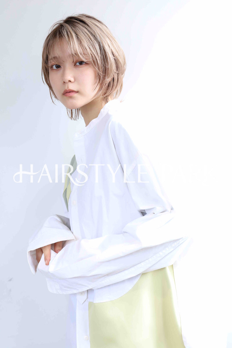 ヘアスタイル写真PhotoNo:367-3 (7) [ショートミディアム,レディース,カジュアル,カット,ダブルカラー,縦型 ]