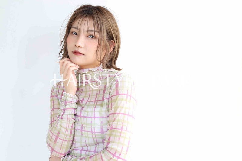 ヘアスタイル写真PhotoNo:368-1 (6) [ミディアム,レディース,ナチュラル,モテ・愛され,カラー,ダブルカラー,縦型 ]
