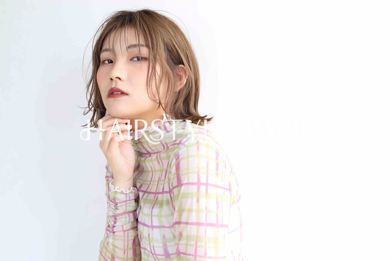 ヘアスタイル写真PhotoNo:368-1 (8) [ミディアム,レディース,ナチュラル,モテ・愛され,カラー,ダブルカラー,縦型 ]