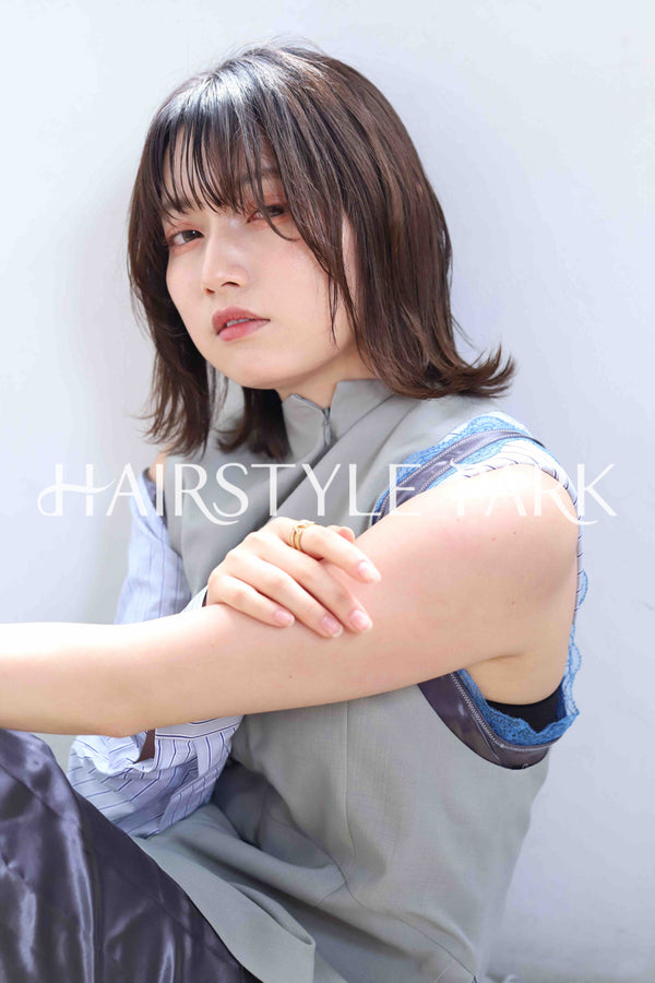 ヘアスタイル写真PhotoNo:369-1 (15) [ミディアム,レディース,カジュアル,カラー,縦型 ]