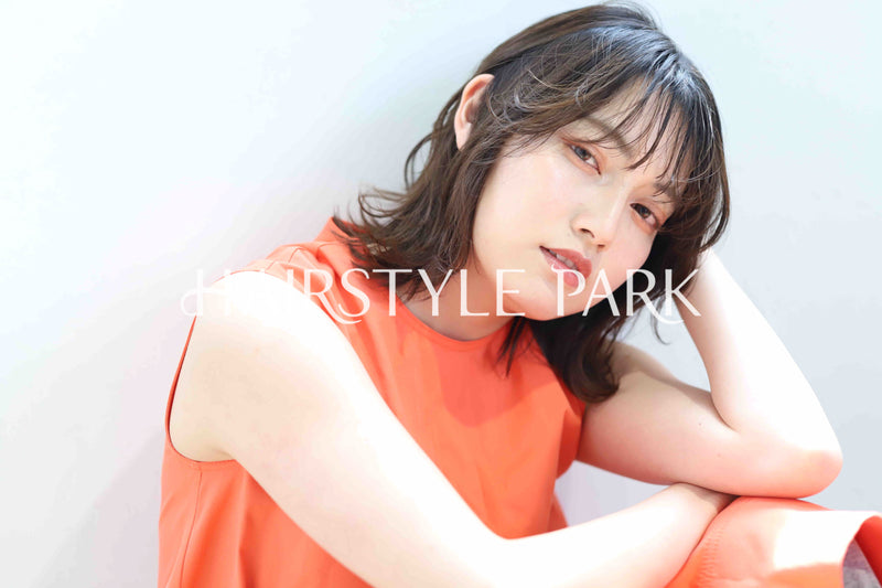ヘアスタイル写真PhotoNo:369-2 (9) [ミディアム,レディース,カジュアル,カラー,パーマ,縦型 ]