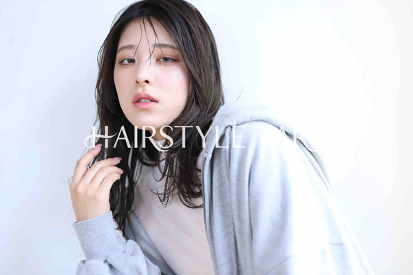 ヘアスタイル写真PhotoNo:370-1 (11) [ロング,レディース,モード,カジュアル,クール / かっこいい,カット,パーマ,縦型 ]