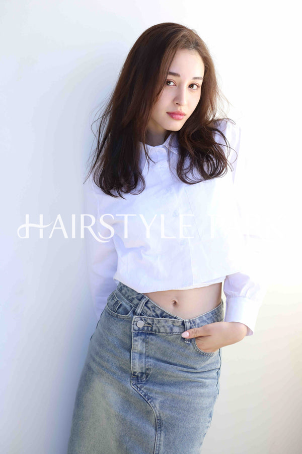 ヘアスタイル写真PhotoNo:371-1 (12) [ロング,レディース,ナチュラル,オフィス / コンサバ,クール / かっこいい,カット,パーマ,縦型 ]