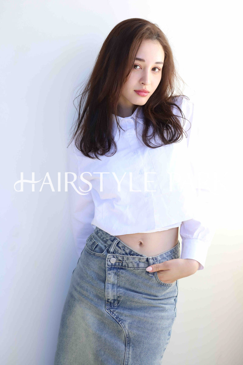 ヘアスタイル写真PhotoNo:371-1 (12) [ロング,レディース,ナチュラル,オフィス / コンサバ,クール / かっこいい,カット,パーマ,縦型 ]