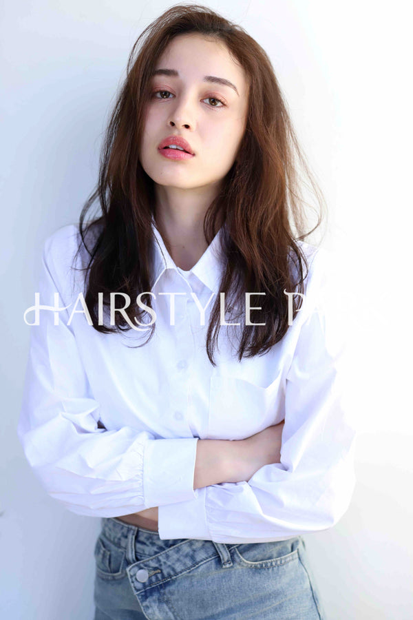 ヘアスタイル写真PhotoNo:371-1 (4) [ロング,レディース,ナチュラル,オフィス / コンサバ,クール / かっこいい,カット,パーマ,縦型 ]