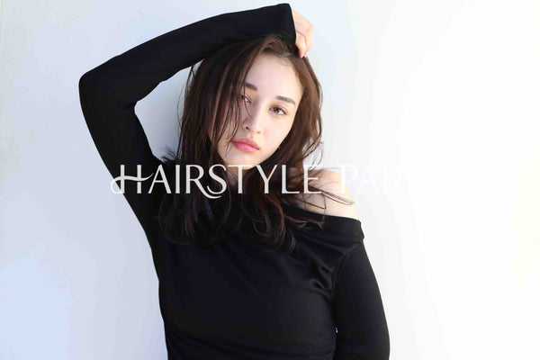 ヘアスタイル写真PhotoNo:371-2 (2) [ロング,レディース,ナチュラル,オフィス / コンサバ,クール / かっこいい,カット,パーマ,縦型 ]