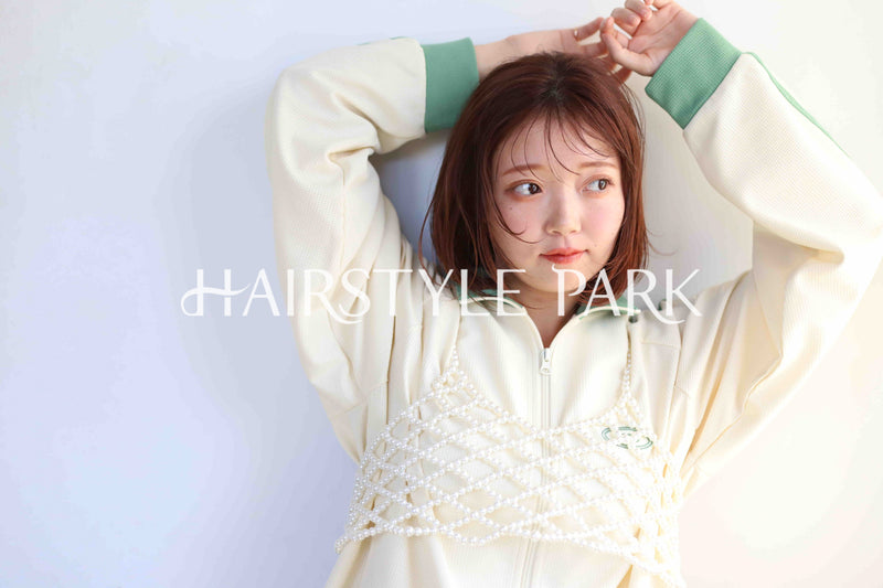 ヘアスタイル写真PhotoNo:372-1 (3) [ミディアム,レディース,モテ・愛され,カジュアル,カット,カラー,縦型 ]