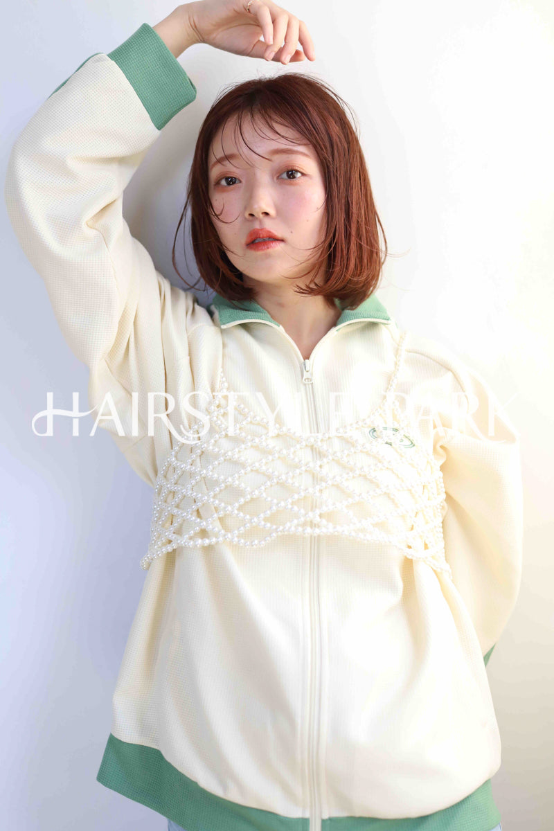 ヘアスタイル写真PhotoNo:372-1 (4) [ミディアム,レディース,モテ・愛され,カジュアル,カット,カラー,縦型 ]