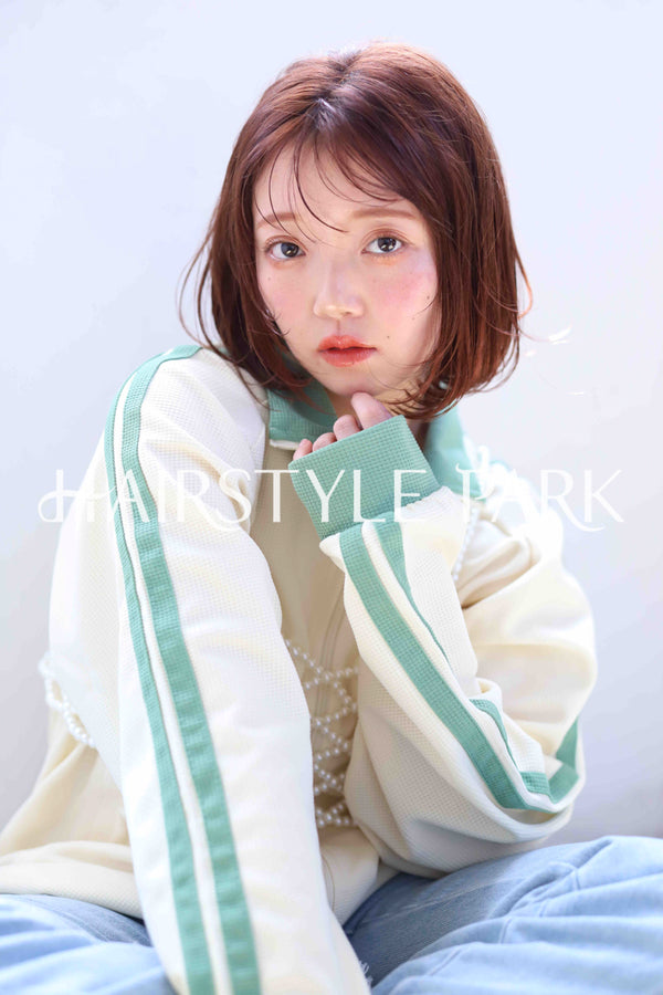 ヘアスタイル写真PhotoNo:372-2 (8) [ミディアム,レディース,モテ・愛され,カジュアル,カット,カラー,縦型 ]