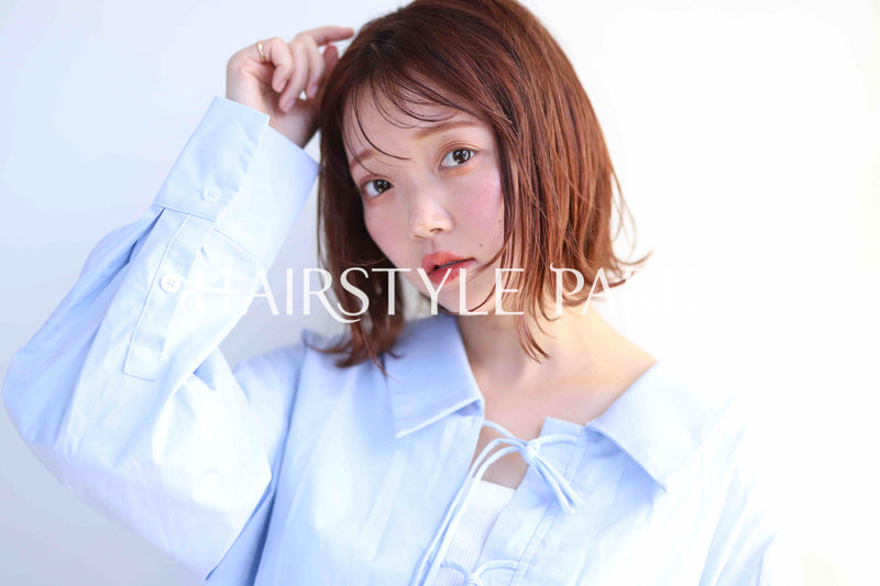 ヘアスタイル写真PhotoNo:372-4 (1) [ミディアム,レディース,モテ・愛され,カジュアル,カット,カラー,縦型 ]