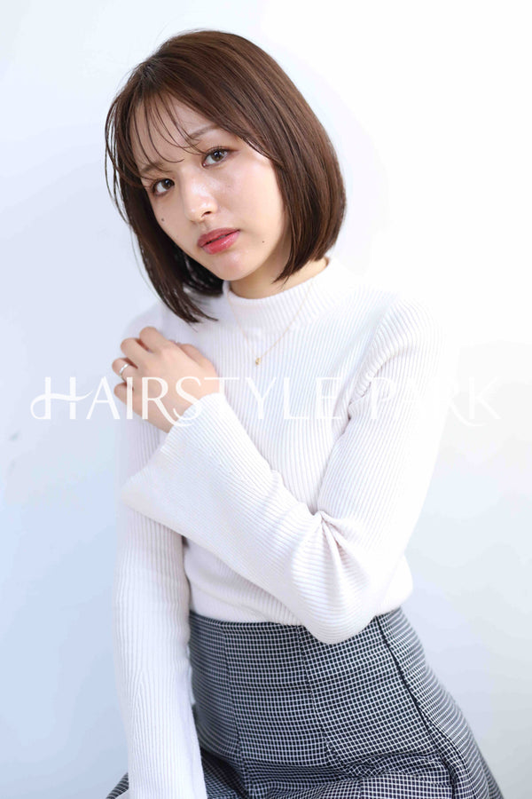 ヘアスタイル写真PhotoNo:373-1 (7) [ミディアム,レディース,ナチュラル,オフィス / コンサバ,カジュアル,カット,カラー,縦型 ]