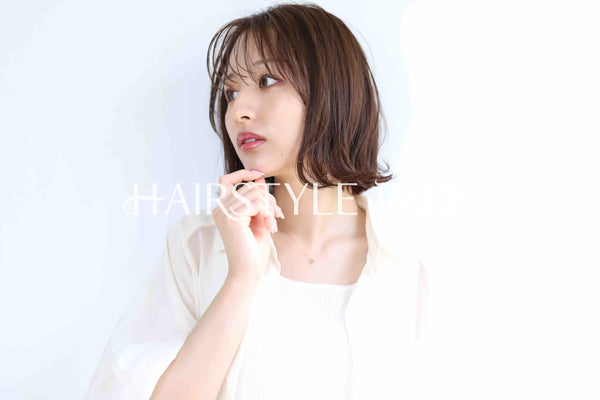 ヘアスタイル写真PhotoNo:373-2 (1) [ミディアム,レディース,ナチュラル,モテ・愛され,カジュアル,カット,カラー,縦型 ]