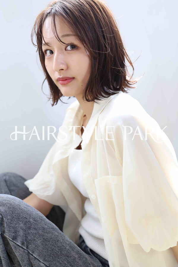 ヘアスタイル写真PhotoNo:373-2 (26) [ミディアム,レディース,ナチュラル,モテ・愛され,カジュアル,カット,カラー,縦型 ]