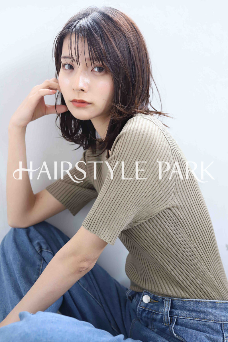 ヘアスタイル写真PhotoNo:374-4 (10) [ミディアムロング,レディース,ナチュラル,オフィス / コンサバ,クール / かっこいい,カット,カラー,縦型 ]