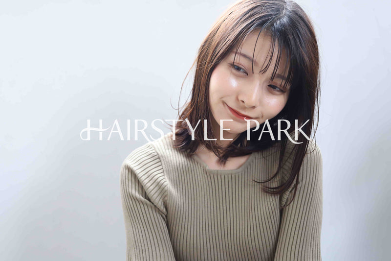 ヘアスタイル写真PhotoNo:374-4 (4) [ミディアムロング,レディース,ナチュラル,オフィス / コンサバ,クール / かっこいい,カット,カラー,縦型 ]