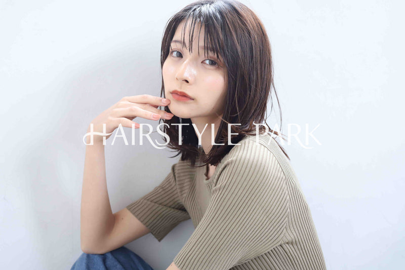 ヘアスタイル写真PhotoNo:374-4 (9) [ミディアムロング,レディース,ナチュラル,オフィス / コンサバ,クール / かっこいい,カット,カラー,縦型 ]