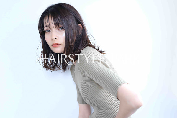 ヘアスタイル写真PhotoNo:374-5 (5) [ミディアムロング,レディース,ナチュラル,オフィス / コンサバ,クール / かっこいい,カット,カラー,縦型 ]