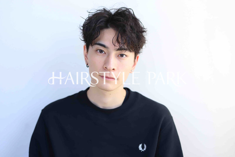 ヘアスタイル写真PhotoNo:375-1 (1) [ショート,ベリーショート,メンズ,カジュアル,クール / かっこいい,カット,パーマ,縦型 ]