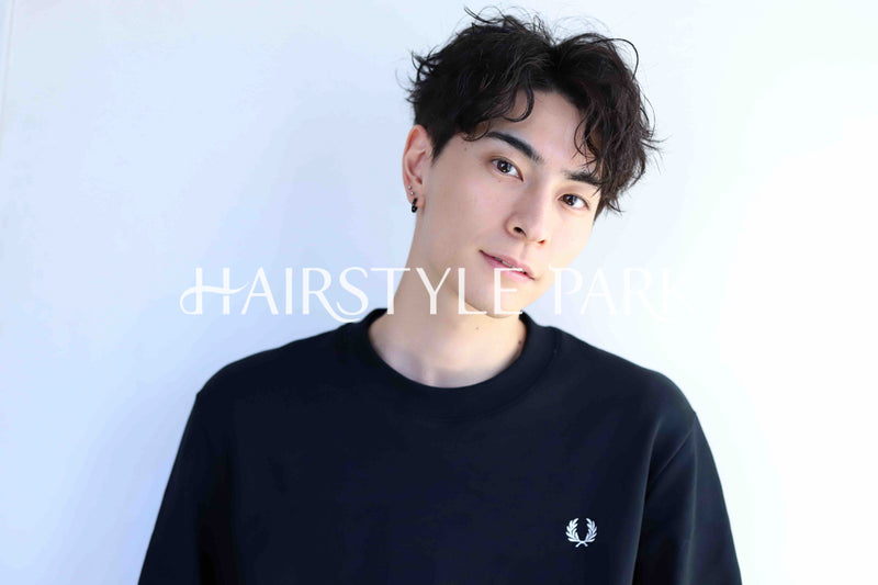 ヘアスタイル写真PhotoNo:375-1 (3) [ショート,ベリーショート,メンズ,カジュアル,クール / かっこいい,カット,パーマ,縦型 ]