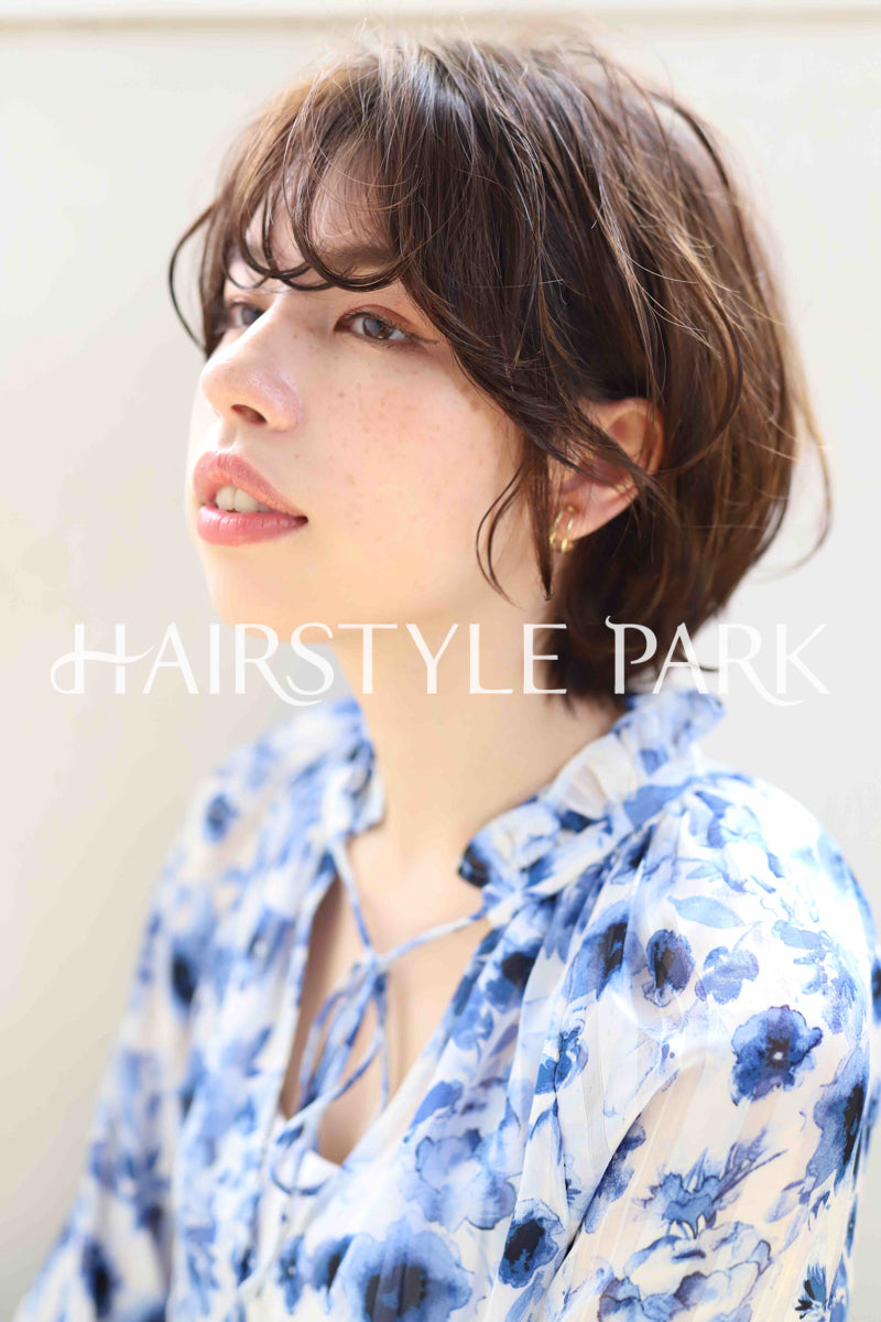 ヘアスタイル写真PhotoNo:376-2 (46) [ショートミディアム,レディース,モテ・愛され,カジュアル,カット,カラー,パーマ,縦型 ]