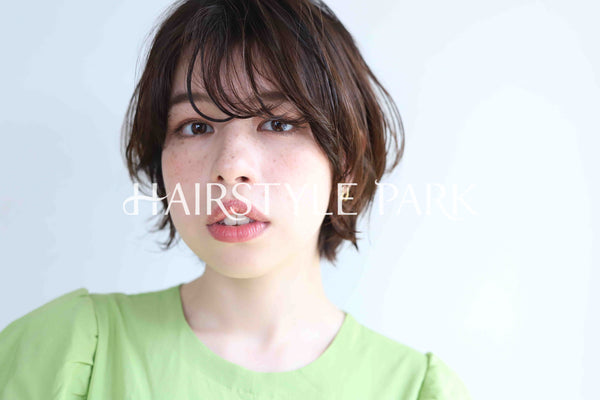 ヘアスタイル写真PhotoNo:376-3 (5) [ショートミディアム,レディース,モテ・愛され,カジュアル,カット,カラー,パーマ,縦型 ]
