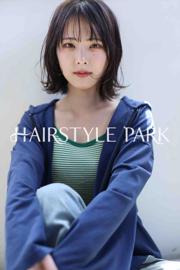 ヘアスタイル写真PhotoNo:377-2 (26) [ミディアム,レディース,ナチュラル,モテ・愛され,カジュアル,カット,カラー,パーマ,縦型 ]