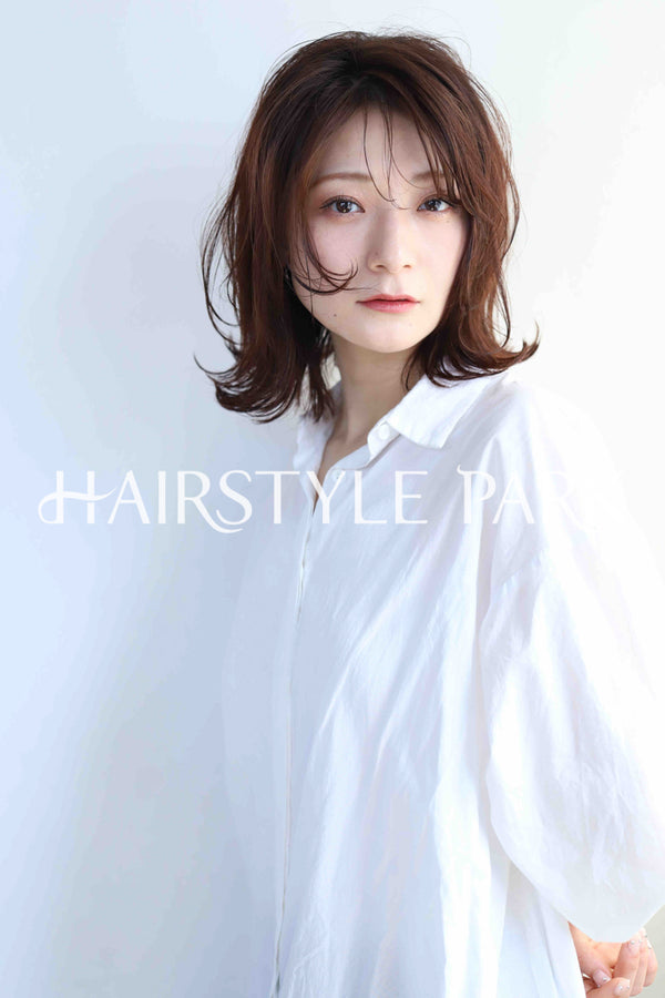 ヘアスタイル写真PhotoNo:379-1 (14) [ミディアム,レディース,ナチュラル,モテ・愛され,カット,カラー,縦型 ]