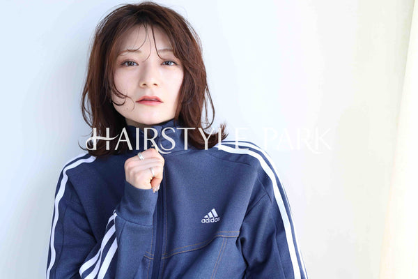 ヘアスタイル写真PhotoNo:379-2 (4) [ミディアム,レディース,ナチュラル,モテ・愛され,カット,カラー,パーマ,縦型 ]