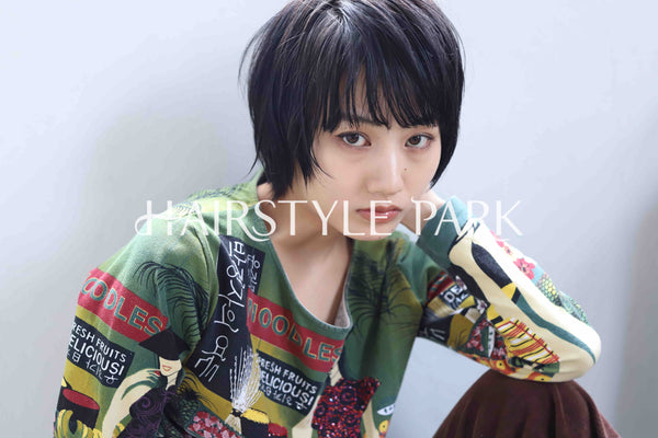 ヘアスタイル写真PhotoNo:380-3 (26) [ショート,レディース,モード,クール / かっこいい,カット,縦型 ]