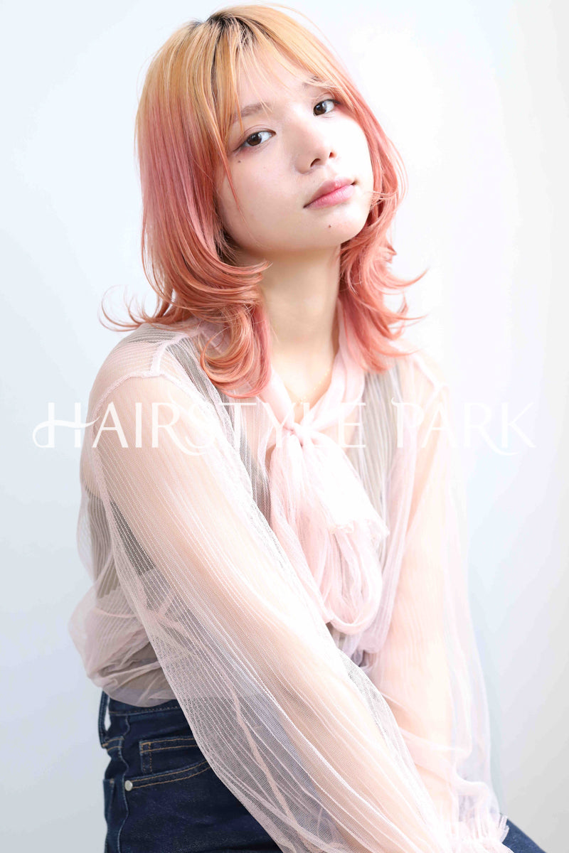 ヘアスタイル写真PhotoNo:381-2 (6) [ミディアム,レディース,カジュアル,外国人風,カット,カラー,ダブルカラー,縦型 ]