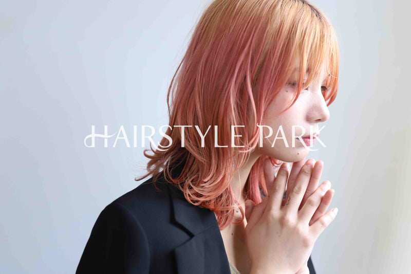 ヘアスタイル写真PhotoNo:381-3 (24) [ミディアム,レディース,カジュアル,外国人風,カット,カラー,ダブルカラー,縦型 ]