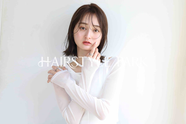 ヘアスタイル写真PhotoNo:382-1 (23) [ミディアム,レディース,ナチュラル,クール / かっこいい,カット,カラー,縦型 ]