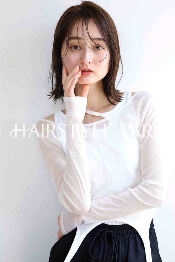 ヘアスタイル写真PhotoNo:382-1 (25) [ミディアム,レディース,ナチュラル,クール / かっこいい,カット,カラー,縦型 ]