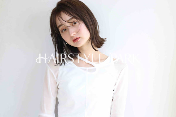 ヘアスタイル写真PhotoNo:382-1 (28) [ミディアム,レディース,ナチュラル,クール / かっこいい,カット,カラー,縦型 ]